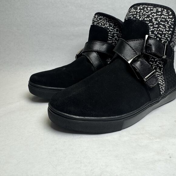 Bernie Mev Ankle Boots Booties Womens Sz 37 US 6.5 Black Suede Slip On Comfort - Picture 3 of 10